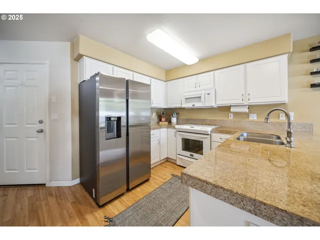 $330,000 | 660 Northeast 9th Street, Gresham, OR 97030