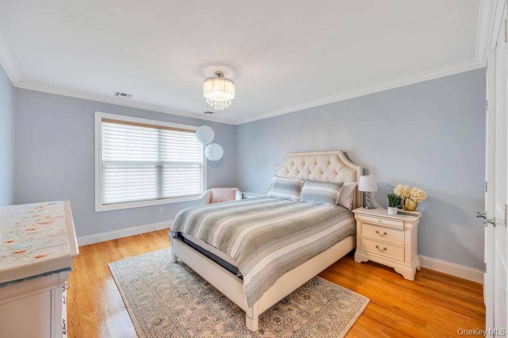 14 Kent Road Valley Stream, NY 11580 - Photo 21 of 31