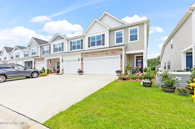 $349,900 | 8838 Radcliff Drive Northwest, Calabash, NC 28467