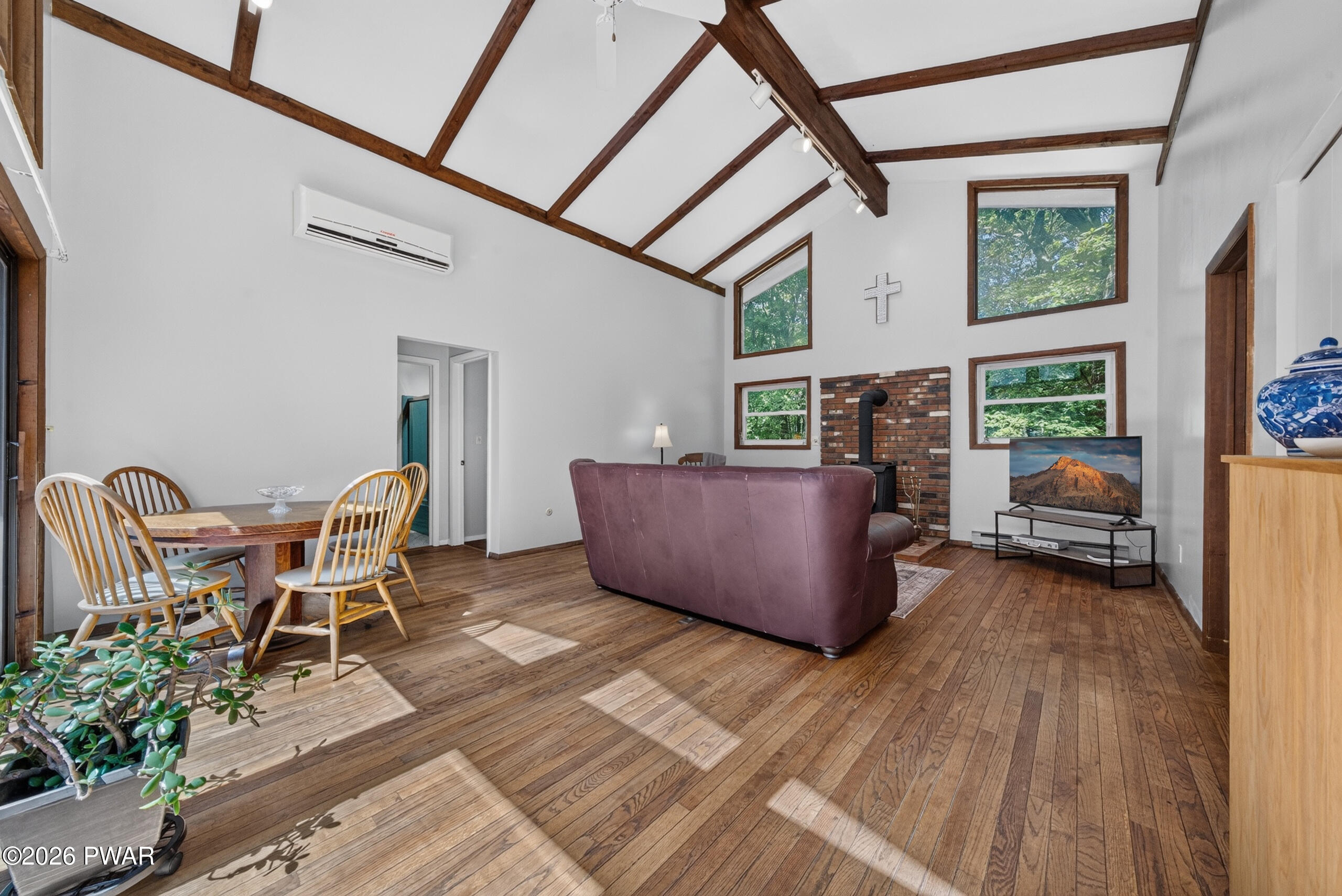 505 Maple Ridge Drive Hawley, PA 18428 - Photo 8 of 41 Gallery Image 8