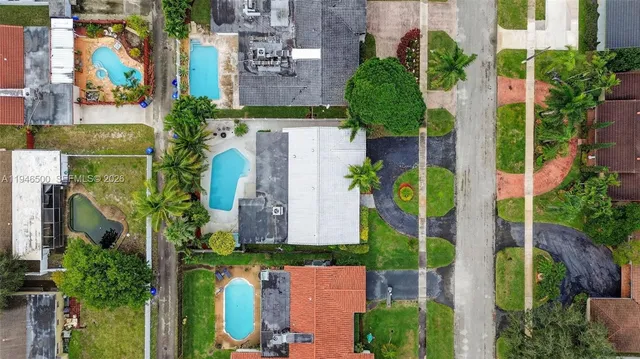 a view of a outdoor space