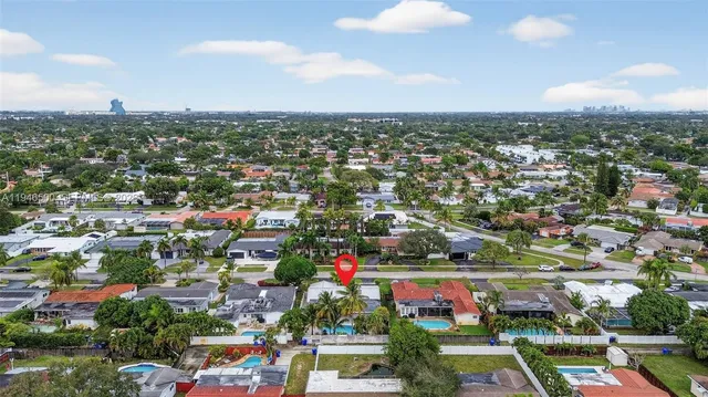 $924,000 | 4710 Grant Street, Hollywood, FL 33021