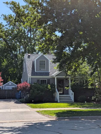 $499,900 | 1017 Spring Road, Elmhurst, IL 60126