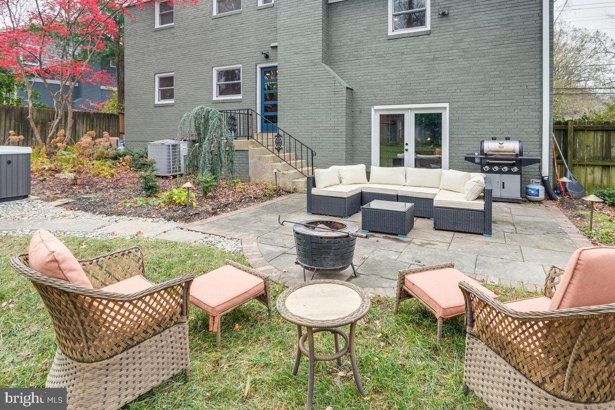 9817 Fernwood Road Bethesda, MD 20817 - Photo 24 of 25