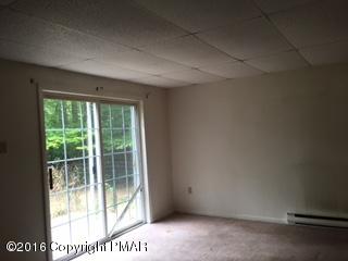 725 Edgewood Road Tobyhanna, PA 18466 - Photo 2 of 9 IMG_7119