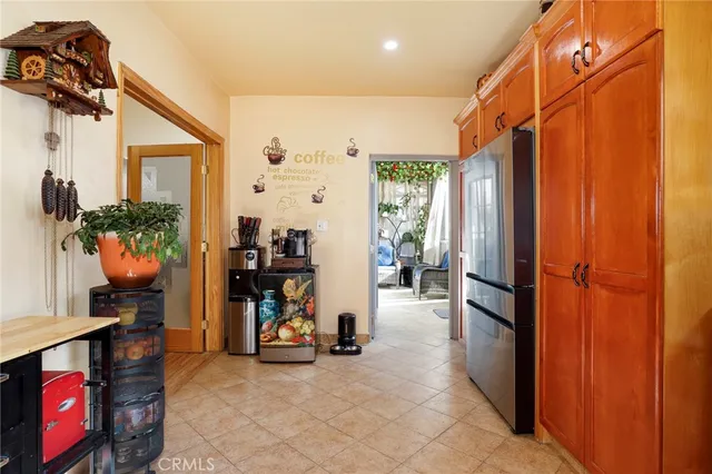 $899,000 | 531 North Rossmore Avenue, Unit 202, Los Angeles, CA 90004