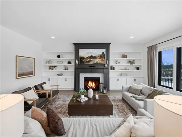 $1,395,000 | 115 Amaryllis Lane, Baden, PA 15005