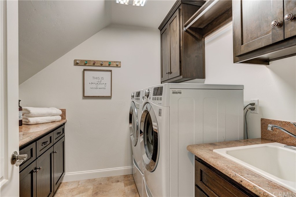 1715 Trilogy Parkway Nipomo, CA 93444 - Photo 29 of 69 a utility room with dryer and washer