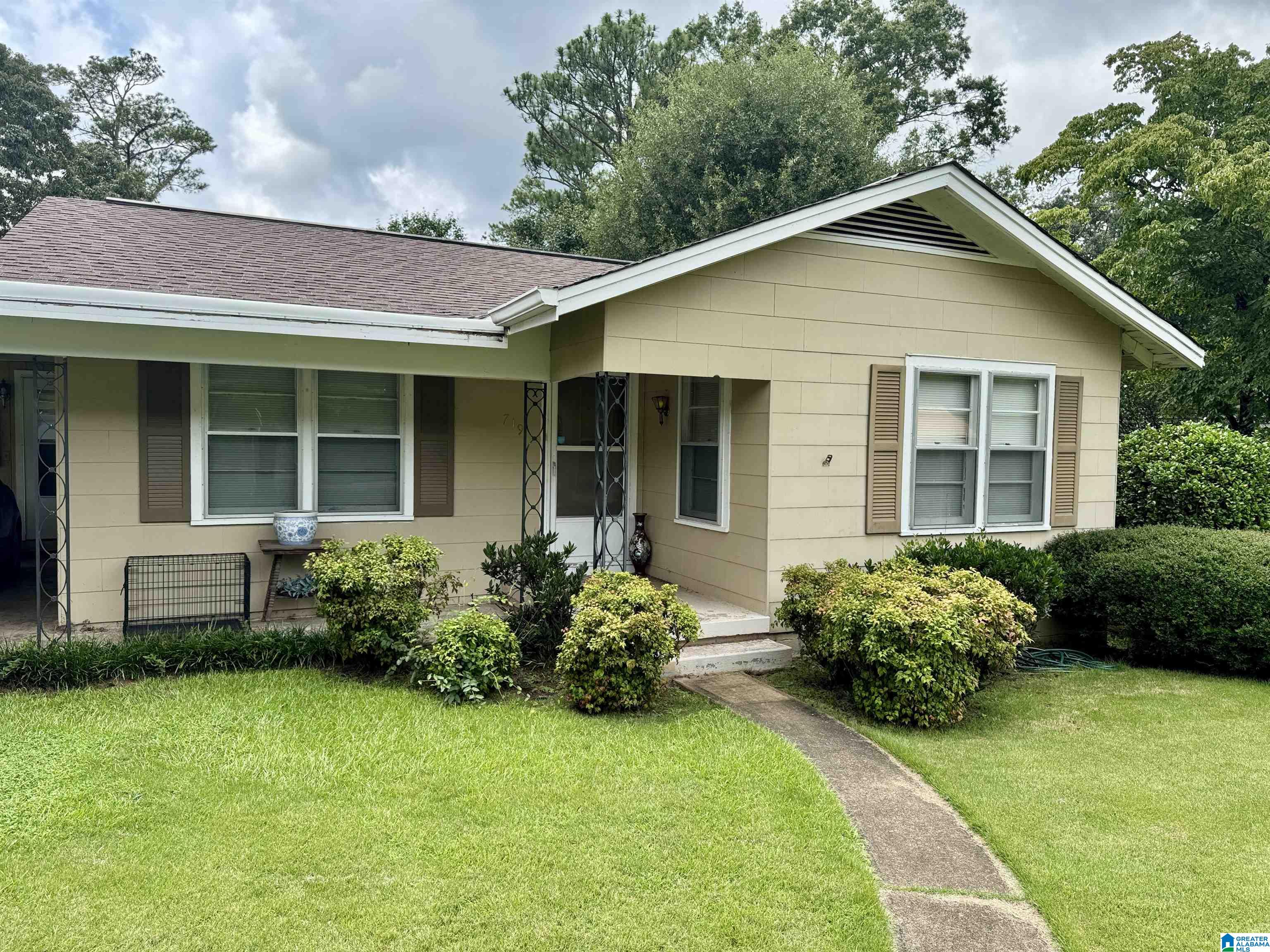 719 South Spring Street Talladega, AL 35160 - Photo 1 of 21 Gallery Image 1