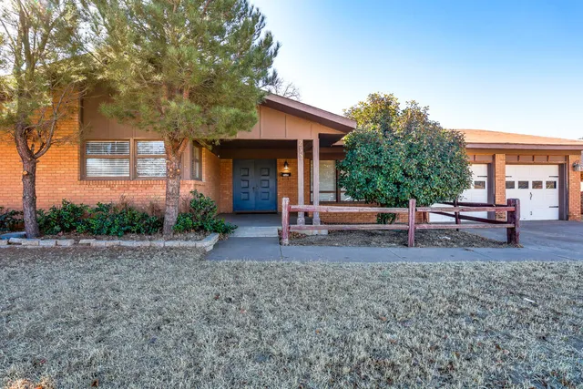 $240,000 | 2123 66th Street, Lubbock, TX 79412