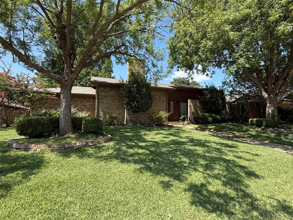 3205 Cross Bend Road Plano, TX 75023 - Photo 1 of 40 Welcome Home