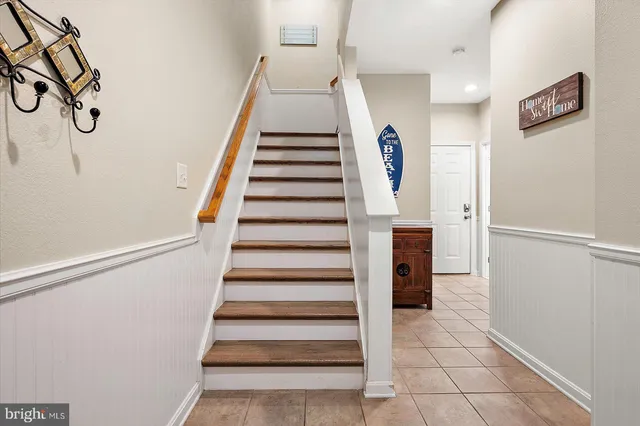 $575,000 | 11446 West Sand Cove Road, Selbyville, DE 19975