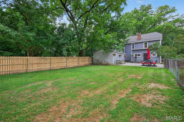 $385,000 | 2010 Blendon Place, St. Louis, MO 63143