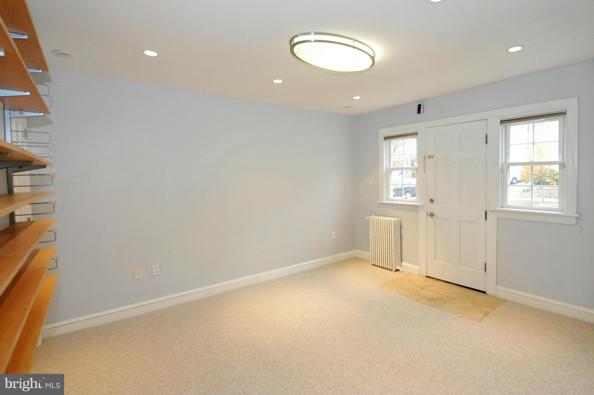 2124 Tunlaw Road Northwest Washington, DC 20007 - Photo 17 of 21 Interior (General)