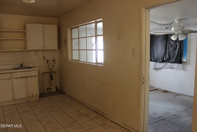 a view of a storage & utility room