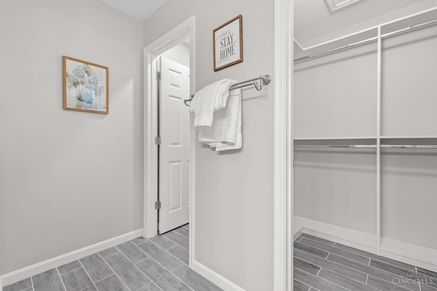 3655 Brotherton Road Cincinnati, OH 45209 - Photo 27 of 52