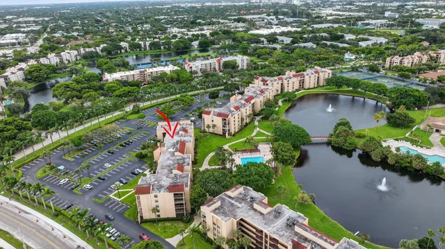 a car parked in front of a building