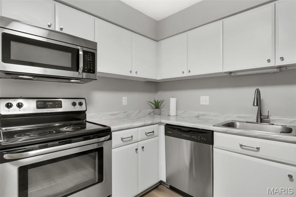 4539 Little Rock Road, Unit G St. Louis, MO 63128 - Photo 19 of 39