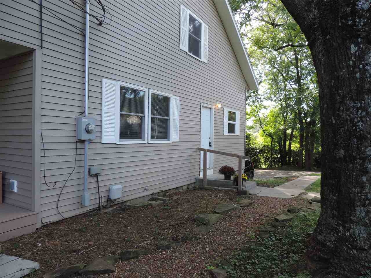 5495 North Thomas Road Bloomington, IN 47404 - Photo 3 of 24