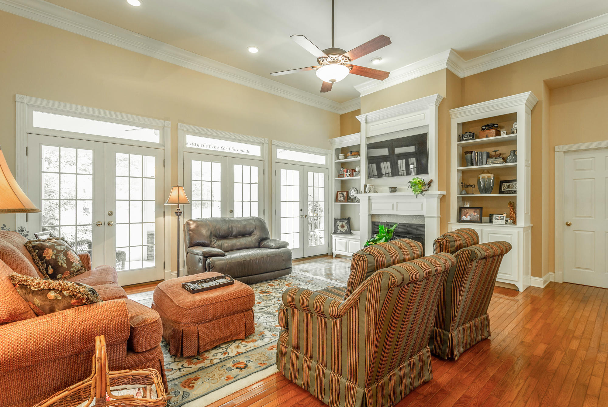 680 Wood Station Road Rock Spring, GA 30739 - Photo 10 of 76 Living Room