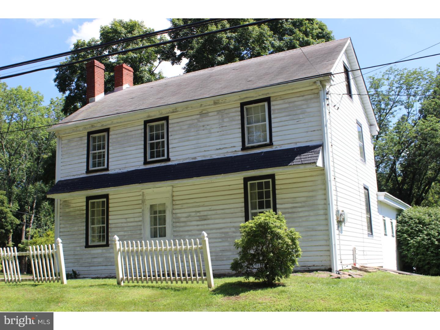 713 Dublin Road Perkasie, PA 18944 - Photo 3 of 22