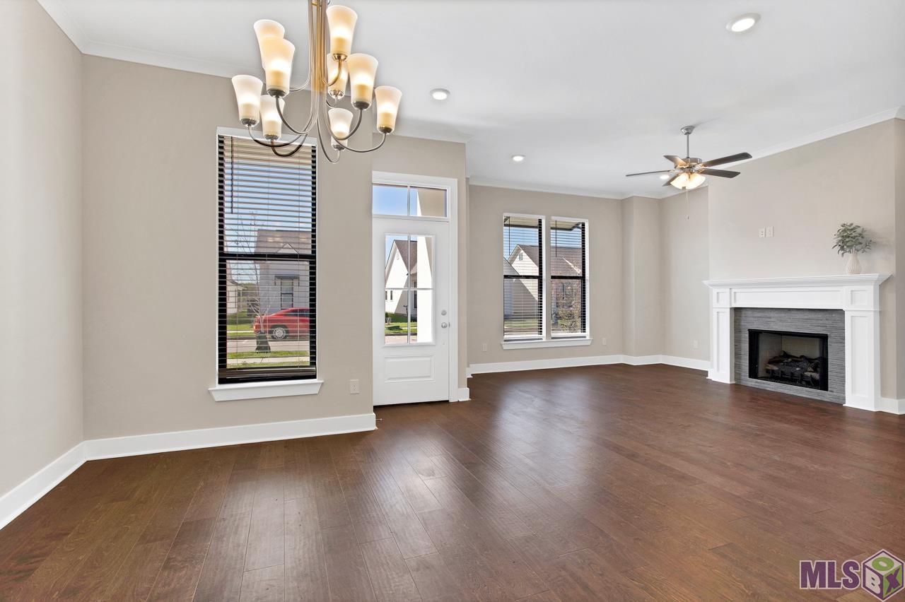 10209 Grayton Drive Baton Rouge, LA 70818 - Photo 2 of 13 Gallery Image 2