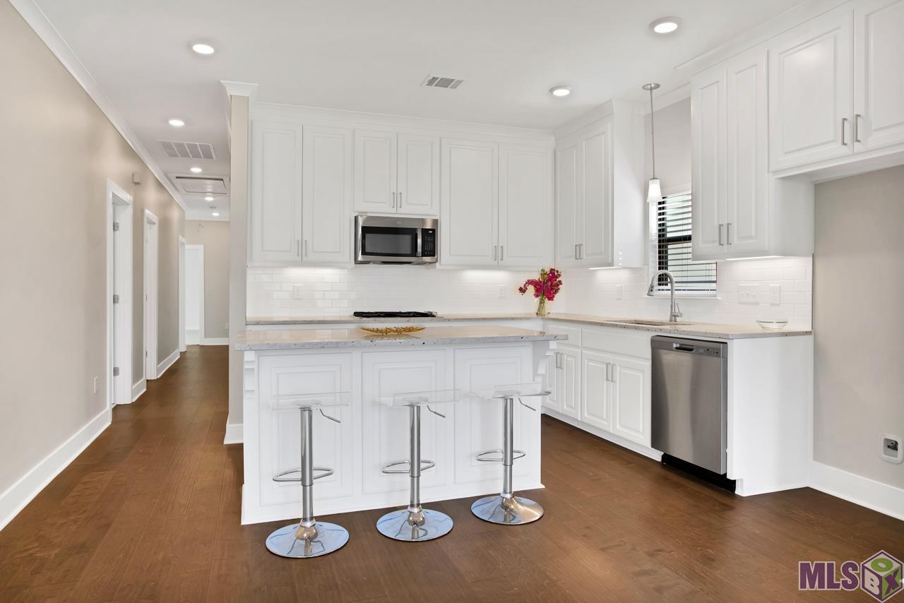 10209 Grayton Drive Baton Rouge, LA 70818 - Photo 6 of 13 Gallery Image 6