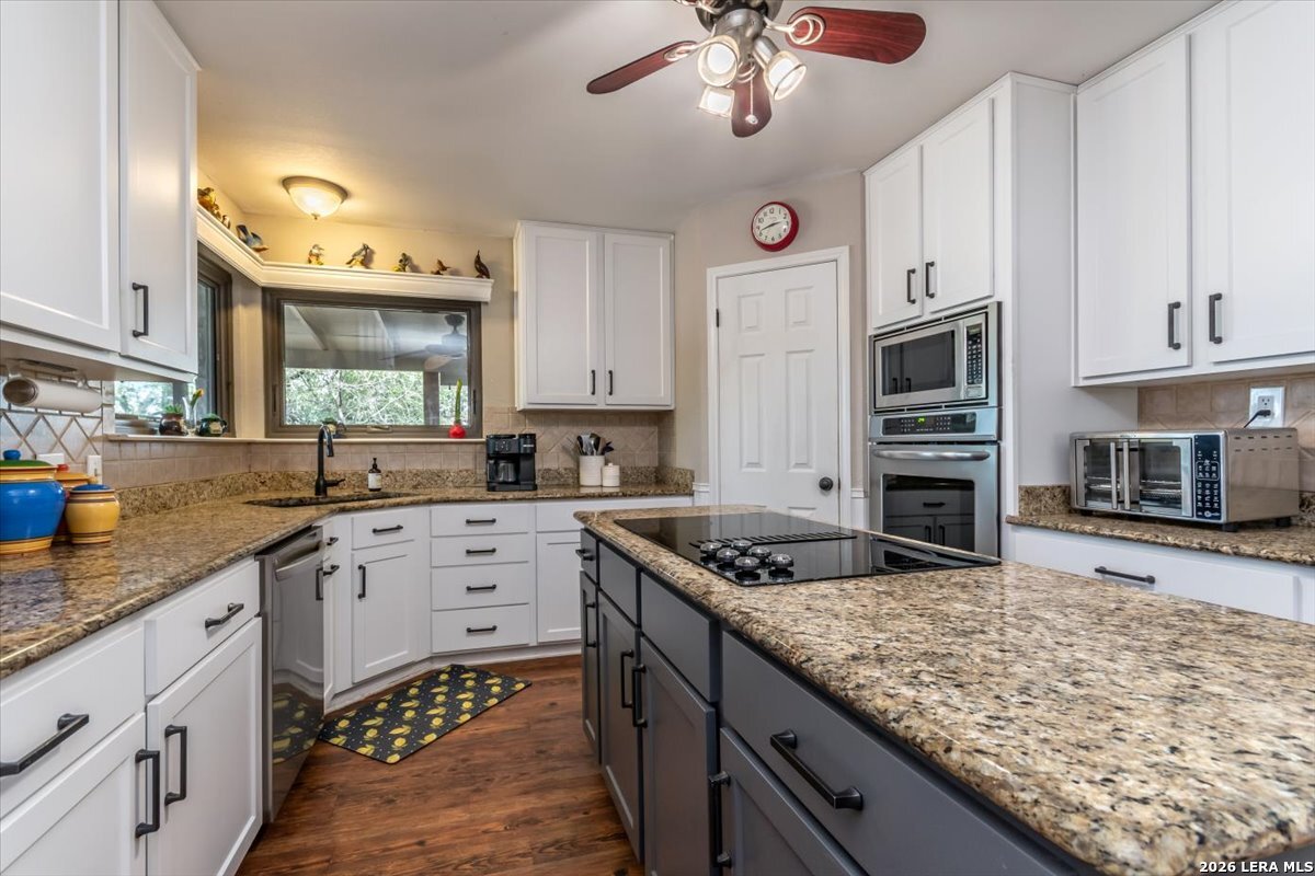 1203 Whispering Water Spring Branch, TX 78070 - Photo 11 of 26