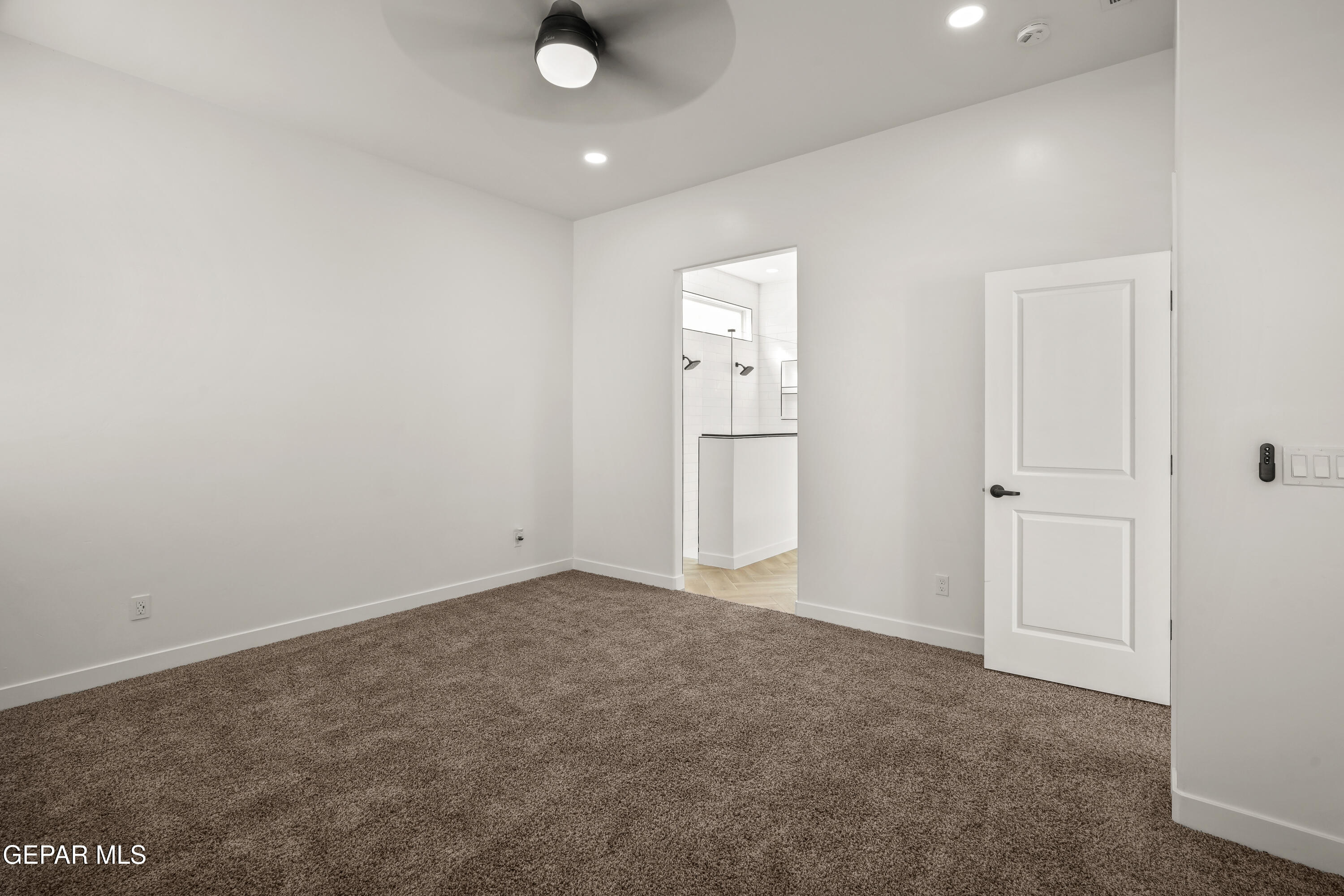15221 Expectation El Paso, TX 79938 - Photo 28 of 38 an empty room with closet area