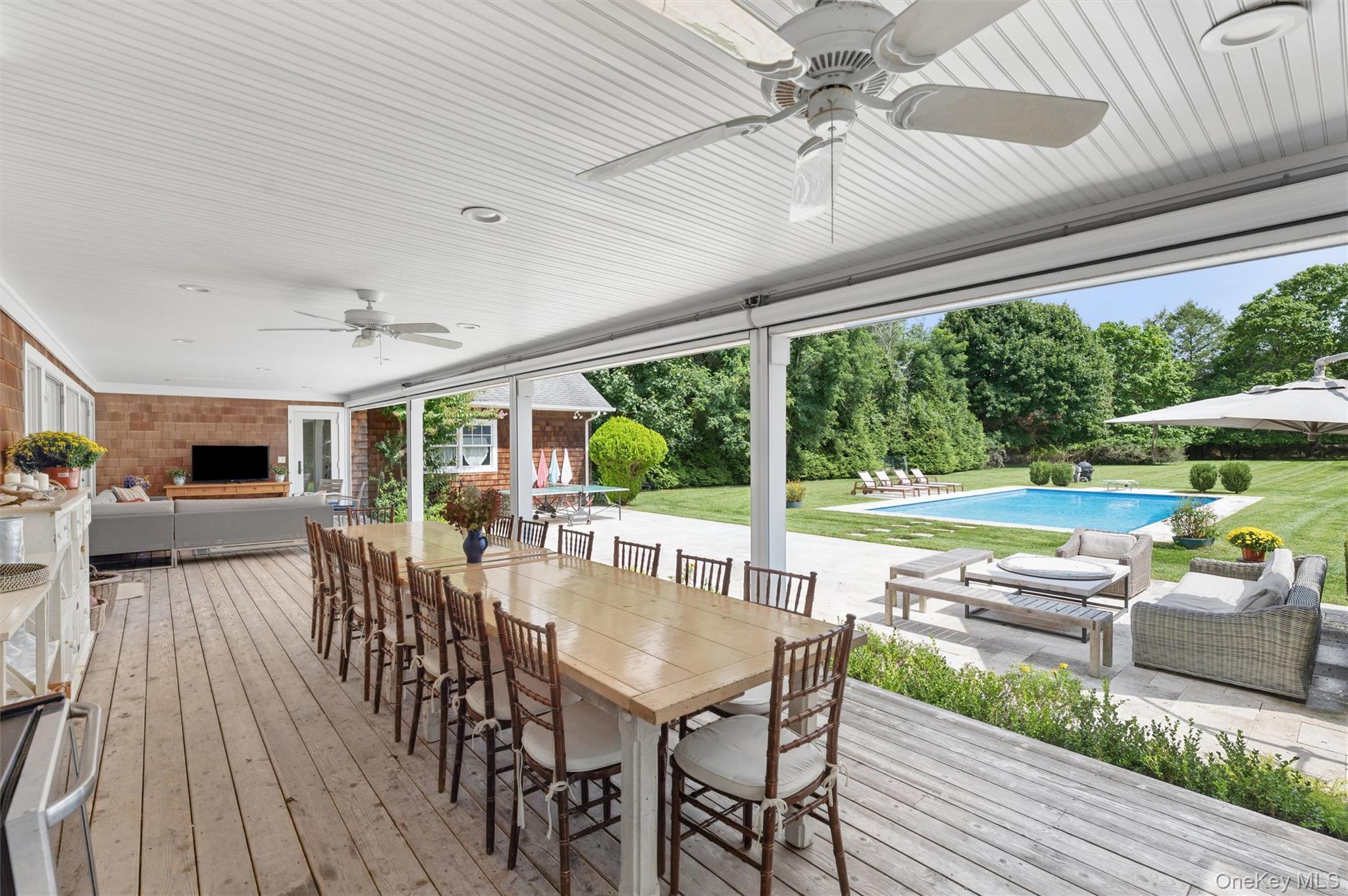 50 Old Main Road Quogue, NY 11959 - Photo 8 of 42 screens up