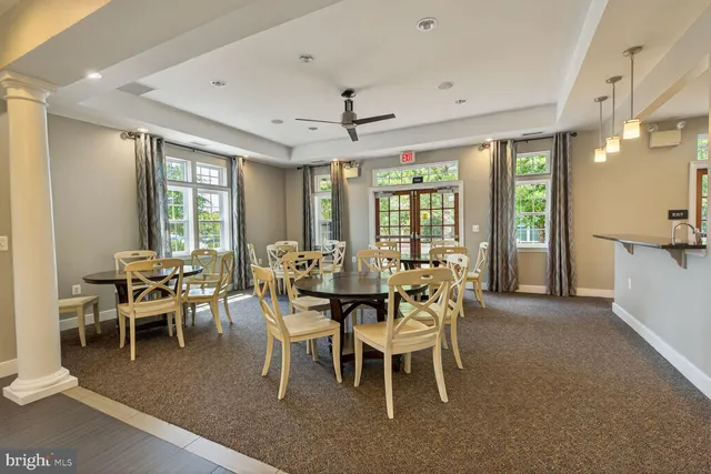 $421,000 | 9202 Charleston Drive, Unit 307, Manassas, VA 20110