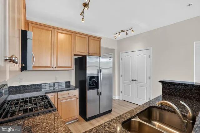 $425,000 | 9202 Charleston Drive, Unit 307, Manassas, VA 20110