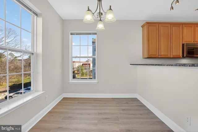 $425,000 | 9202 Charleston Drive, Unit 307, Manassas, VA 20110