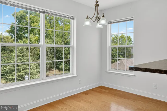 $421,000 | 9202 Charleston Drive, Unit 307, Manassas, VA 20110