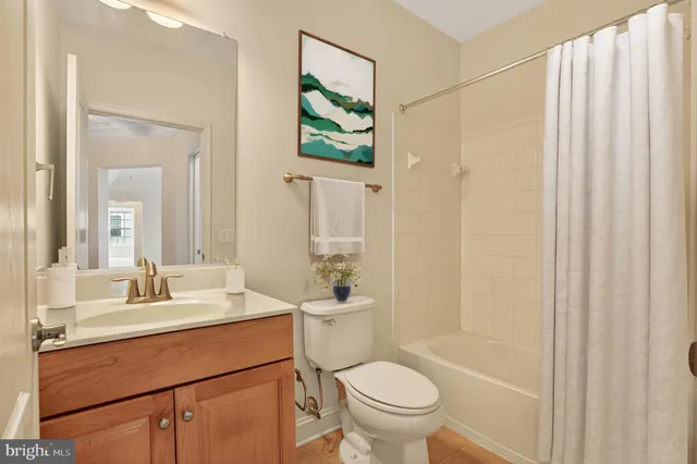 $425,000 | 9202 Charleston Drive, Unit 307, Manassas, VA 20110