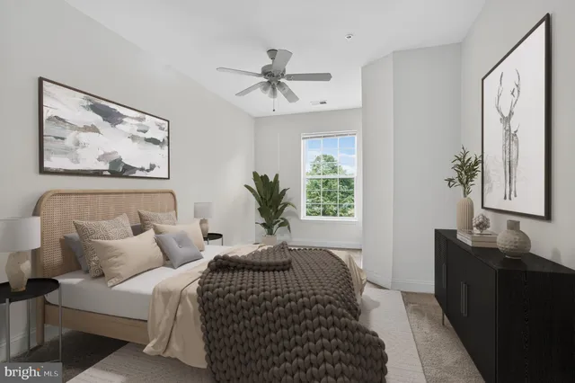 $421,000 | 9202 Charleston Drive, Unit 307, Manassas, VA 20110