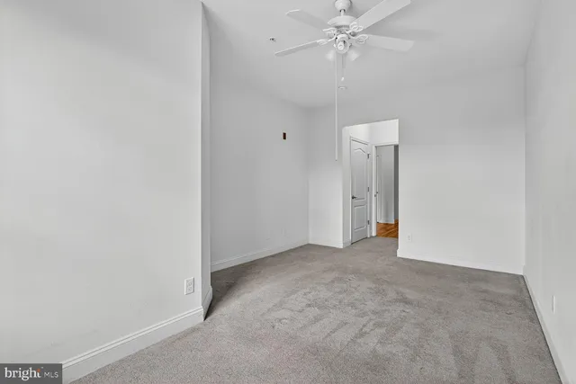 $421,000 | 9202 Charleston Drive, Unit 307, Manassas, VA 20110