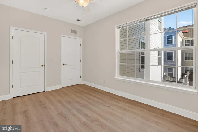 $425,000 | 9202 Charleston Drive, Unit 307, Manassas, VA 20110