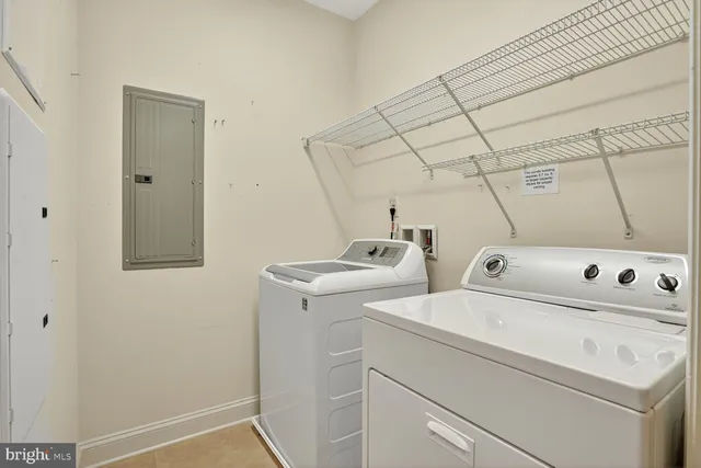 $421,000 | 9202 Charleston Drive, Unit 307, Manassas, VA 20110