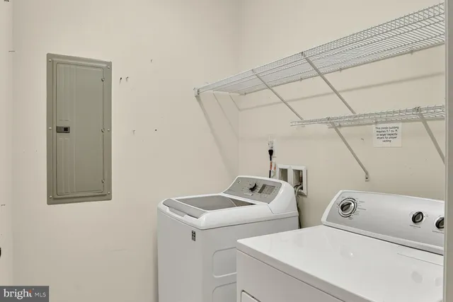 $421,000 | 9202 Charleston Drive, Unit 307, Manassas, VA 20110