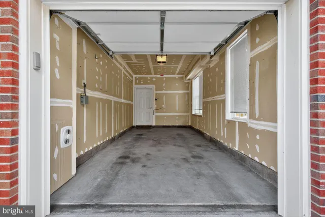 $421,000 | 9202 Charleston Drive, Unit 307, Manassas, VA 20110