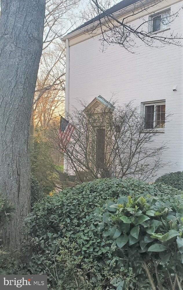 3334 Gunston Road Alexandria, VA 22302 - Photo 3 of 28