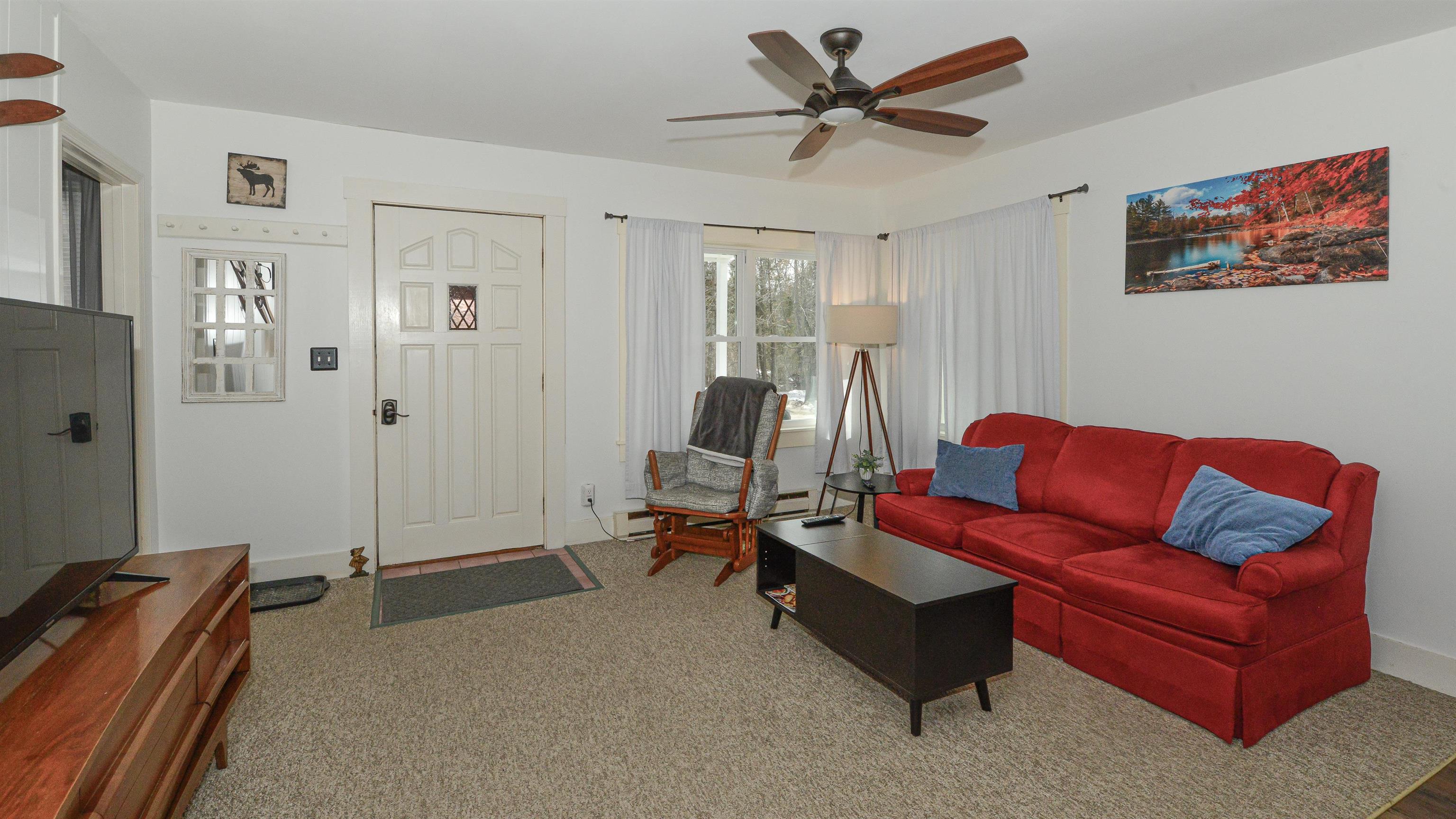 734 Kearsarge Road, Unit 3 Conway, NH 03845 - Photo 4 of 30