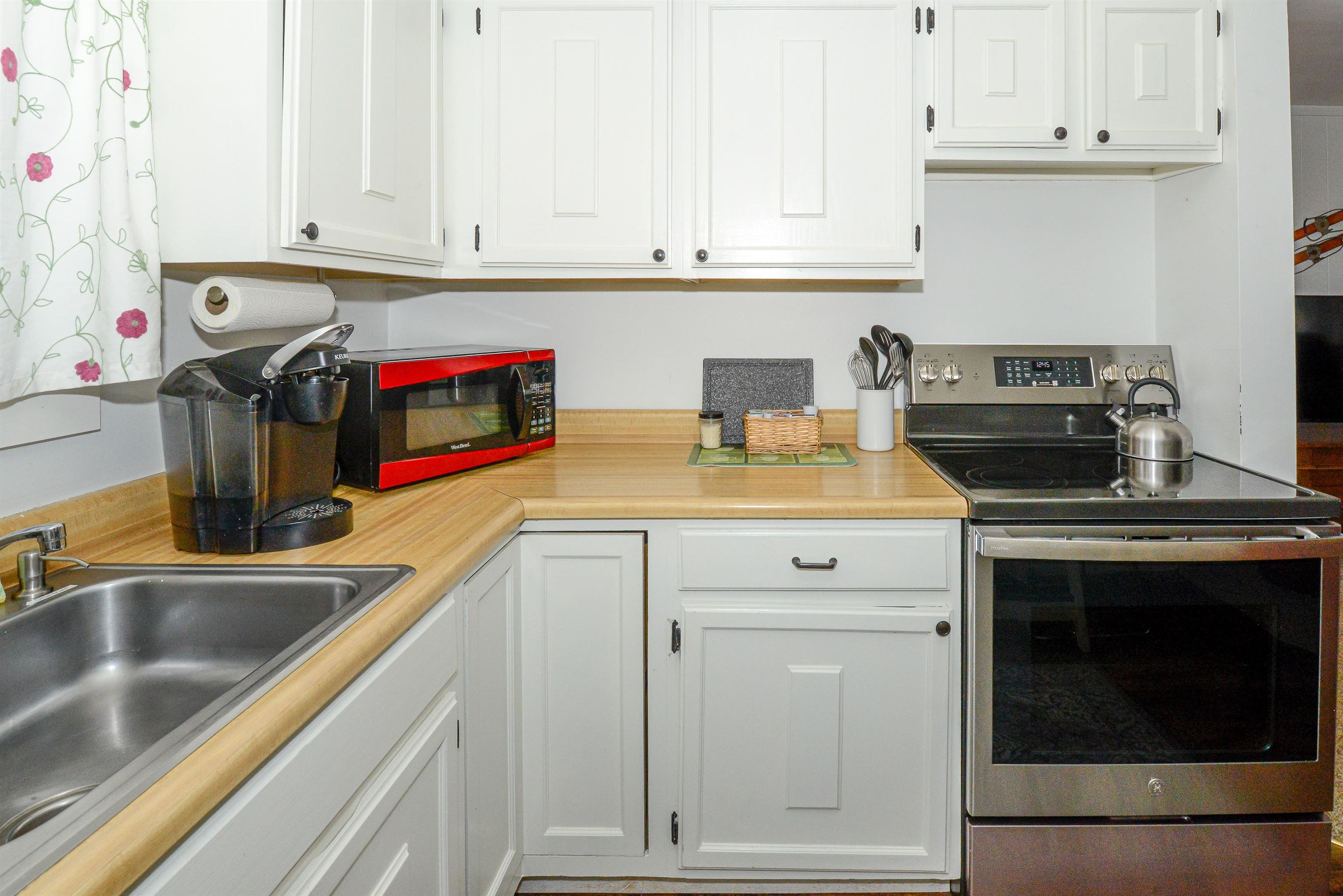734 Kearsarge Road, Unit 3 Conway, NH 03845 - Photo 10 of 30