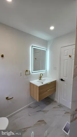 $445,000 | 6719 Kipling Parkway, District Heights, MD 20747