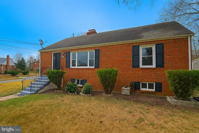 $445,000 | 6719 Kipling Parkway, District Heights, MD 20747