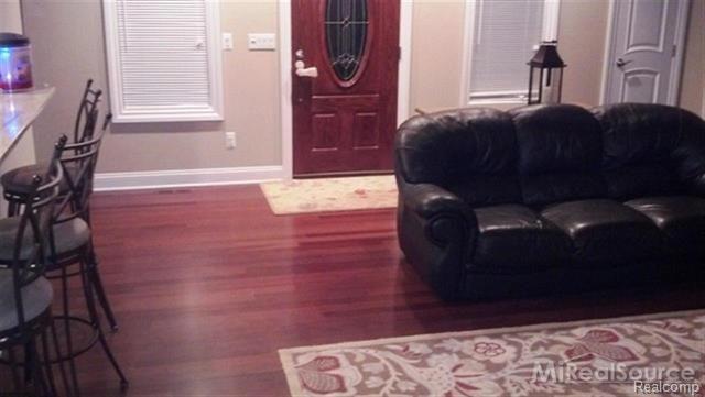 5480 Cochrane Road Almont, MI 48003 - Photo 4 of 23 31195735-4.jpg