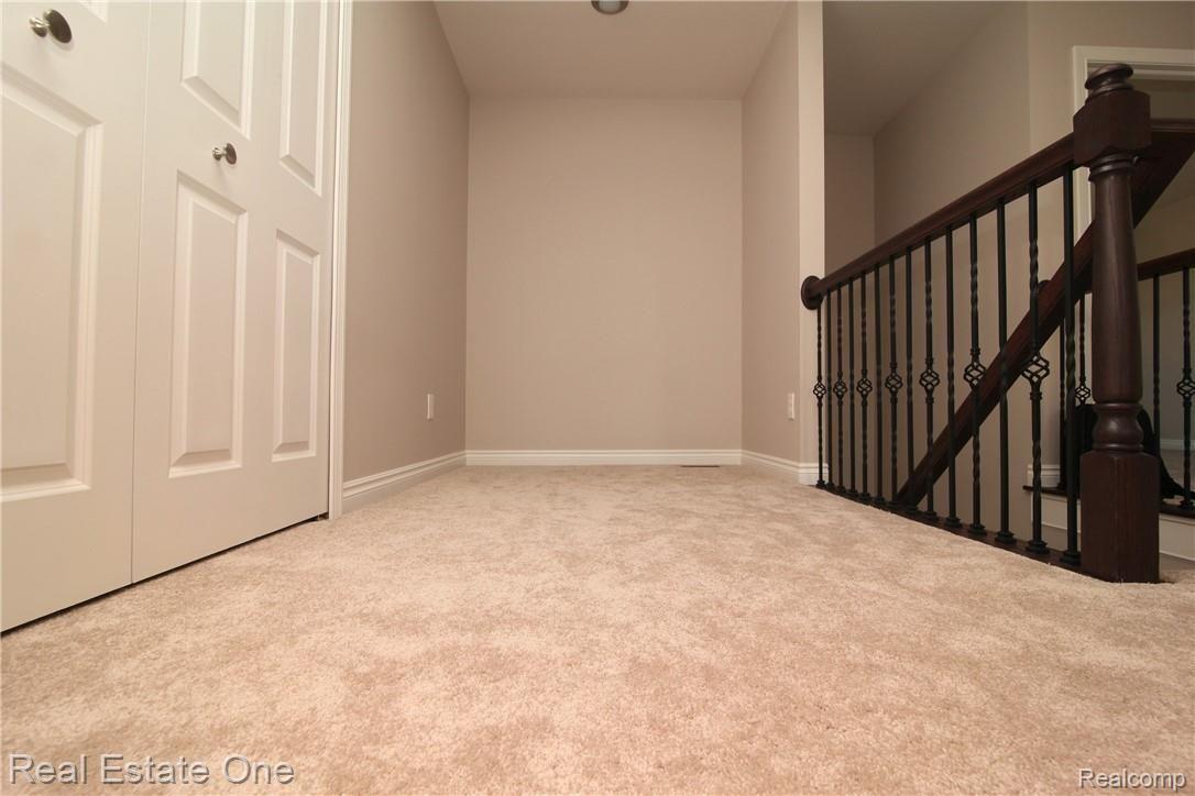 3098 Gerald Avenue Rochester, MI 48307 - Photo 21 of 24 IMG_0128.jpg