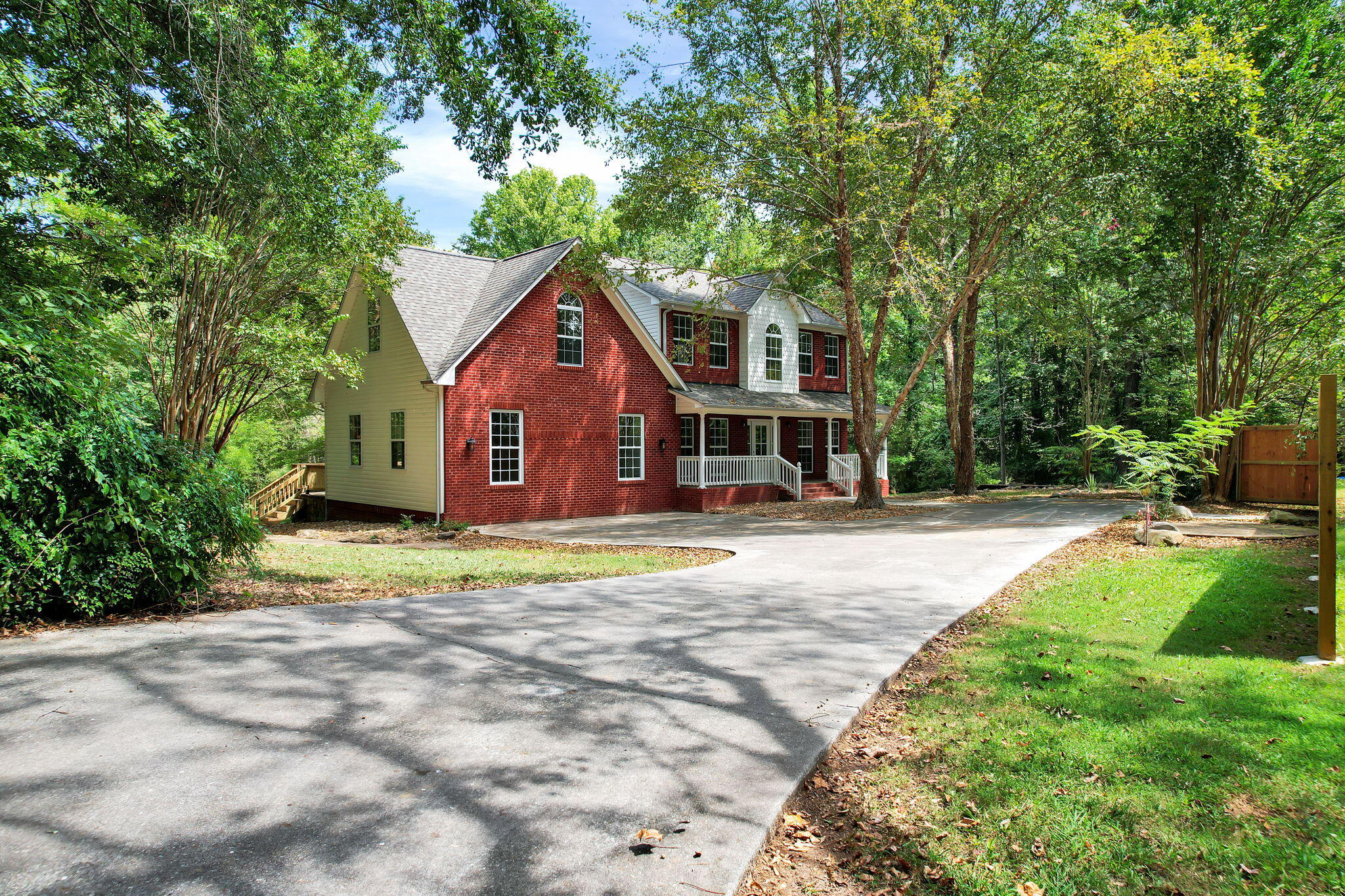 1012 Cave Springs Road Hixson, TN 37343 - Photo 1 of 29 1-web-or-mls-DJI_0586
