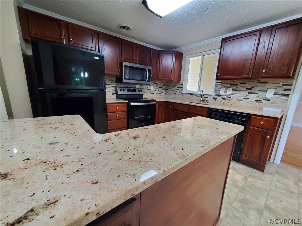 4907 Packard Road Glen Allen, VA 23060 - Photo 7 of 26 Gallery Image 7